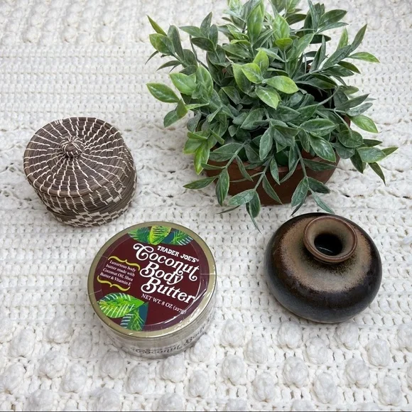 TRADER JOES COCONUT Body Butter 8 oz. Tub of Cream New Unopened Original Package - Picture 6 of 6